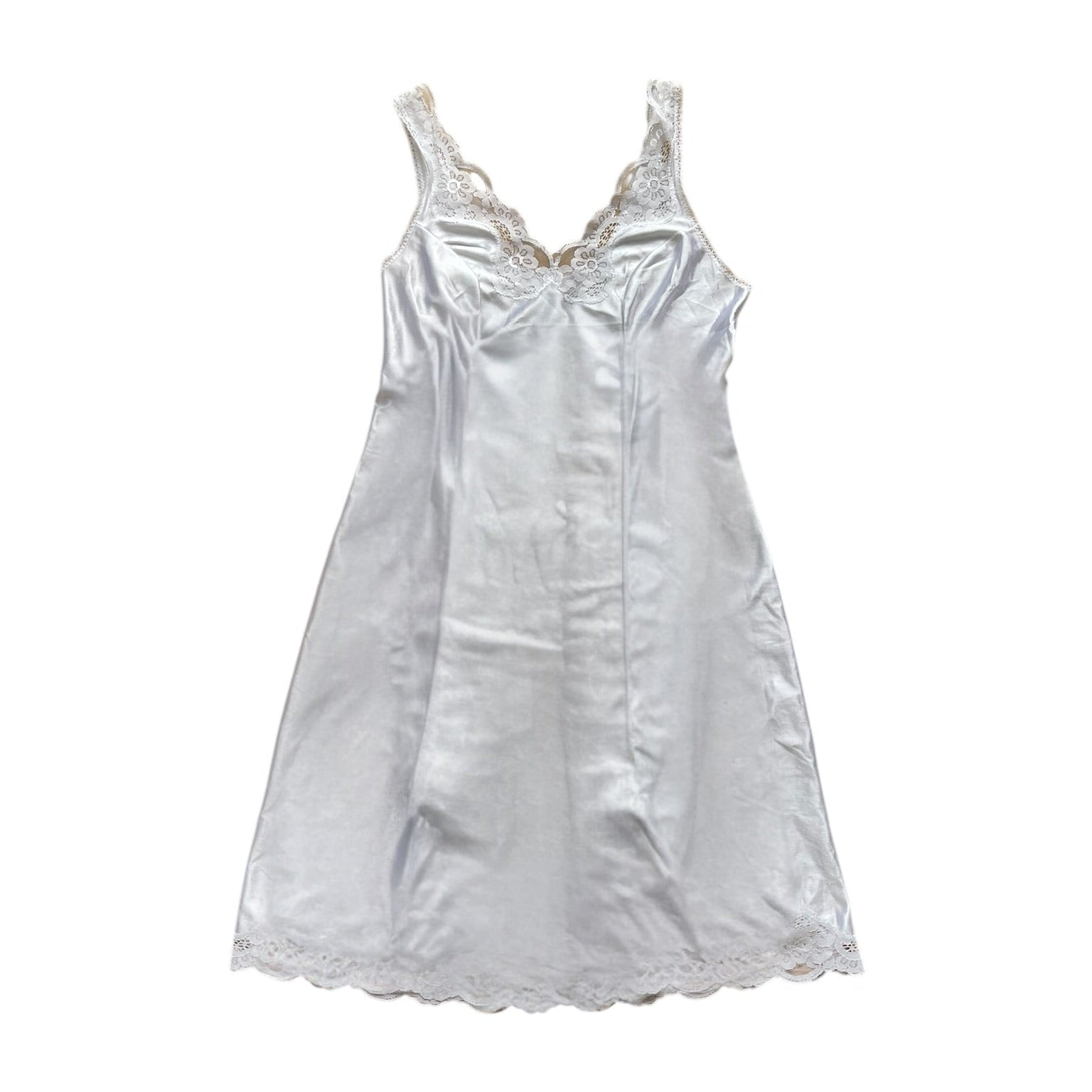 robe dentelle blanche satin