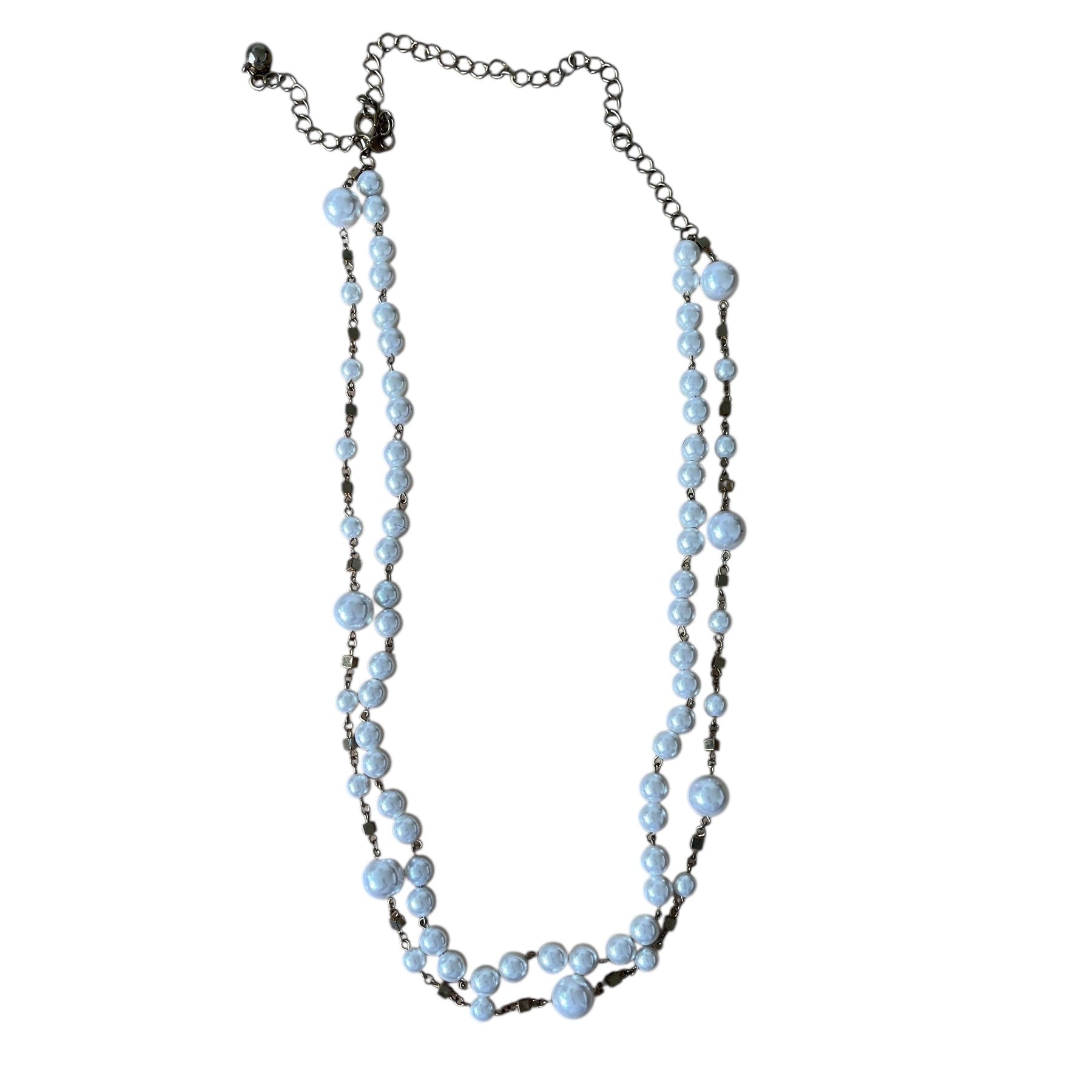 Collier double rang de perles bleu ciel avec chaîne argentée