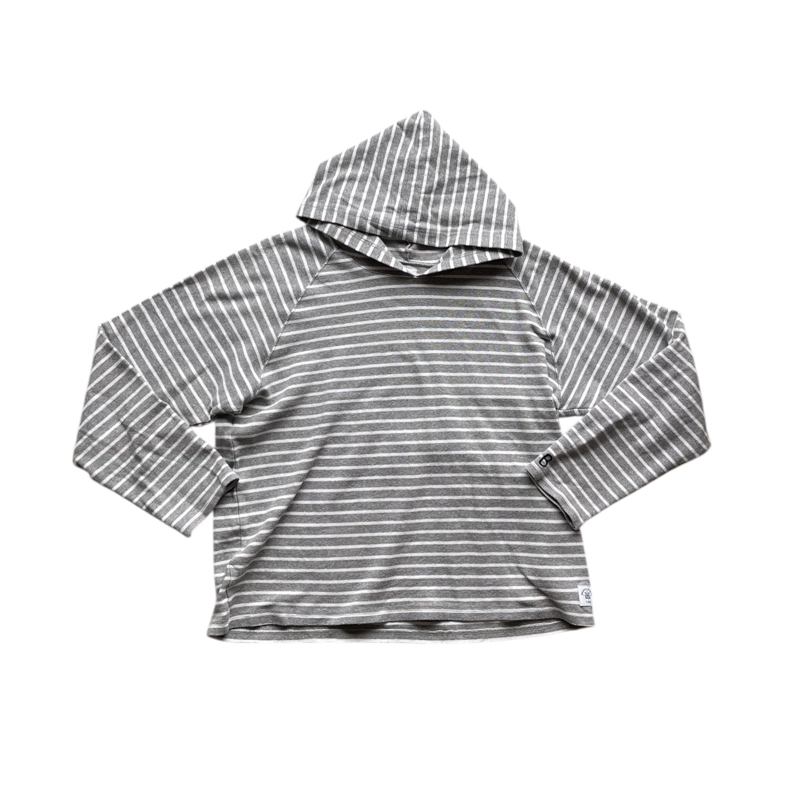 Pull à capuche gris et blanc à rayures horizontales, coupe droite, fabriqué au Japon.