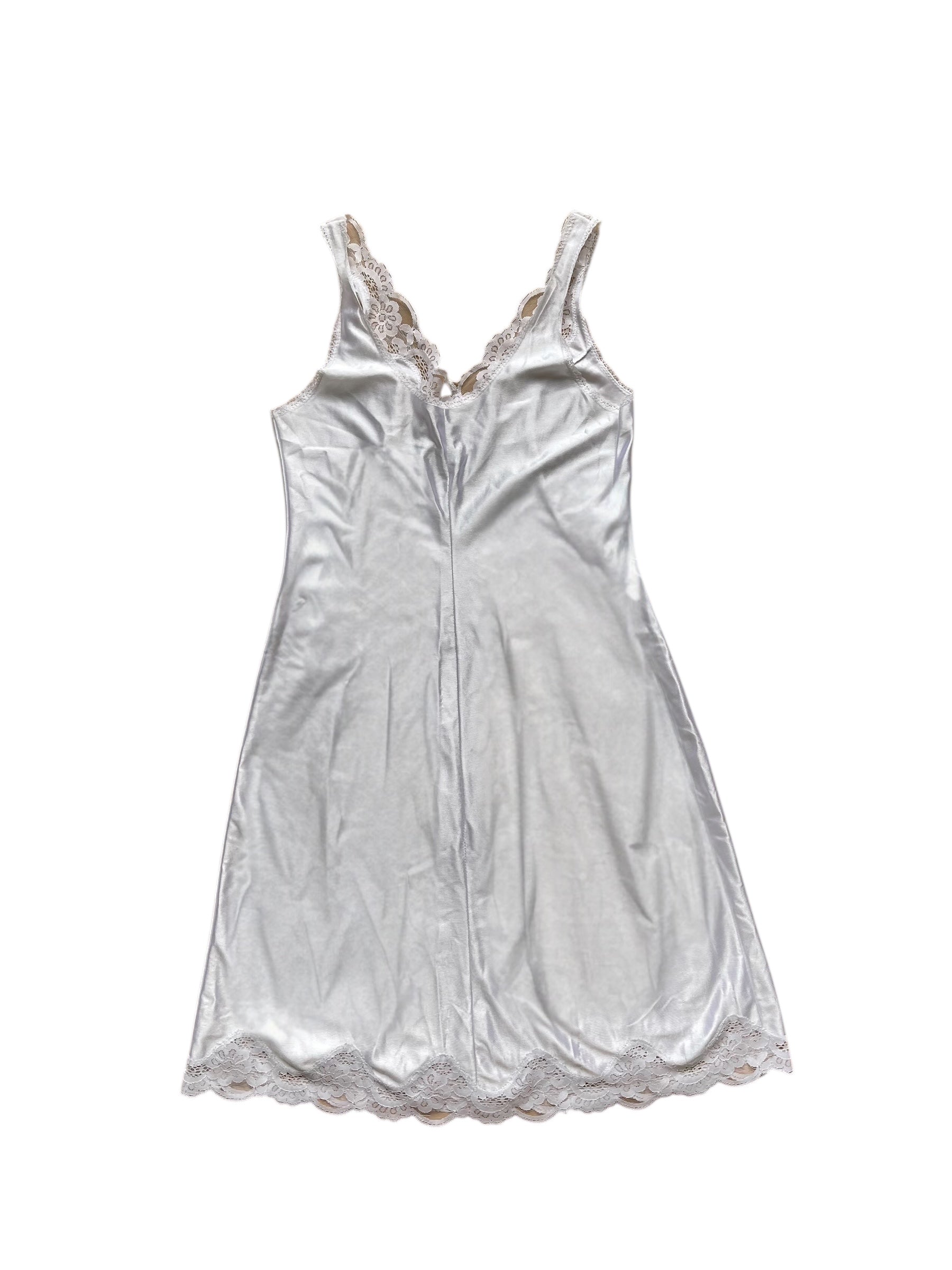 La robe nuisette en satin et dentelle blanche