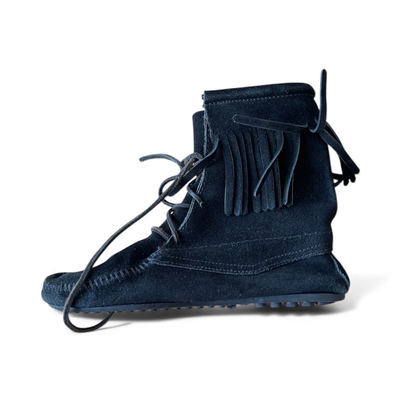 Boots Minnetonka en daim à franges et lacets, taille 38