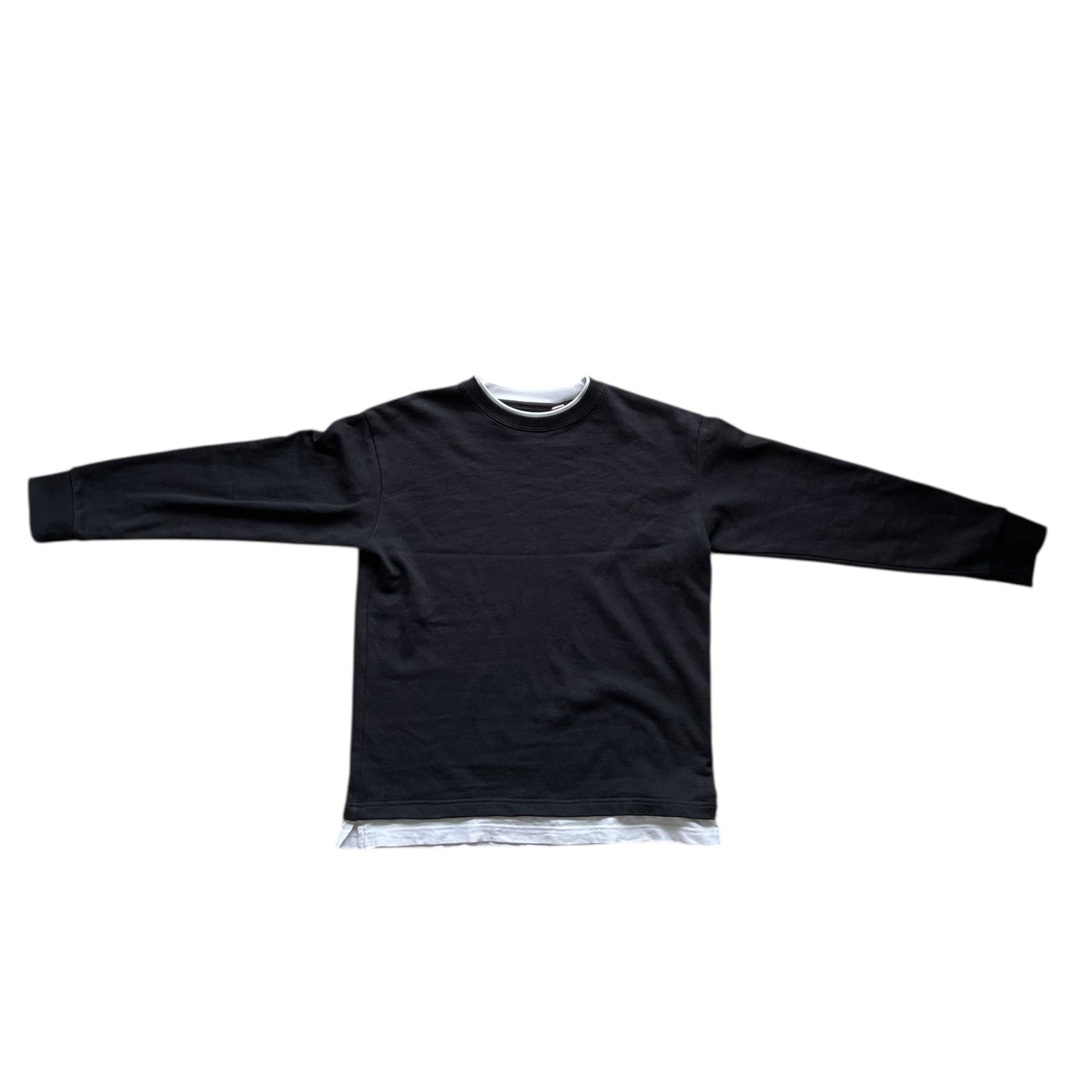 T-shirt à manches longues vintage, effet doublé en noir et blanc de la marque Cotton from USA.&nbsp;