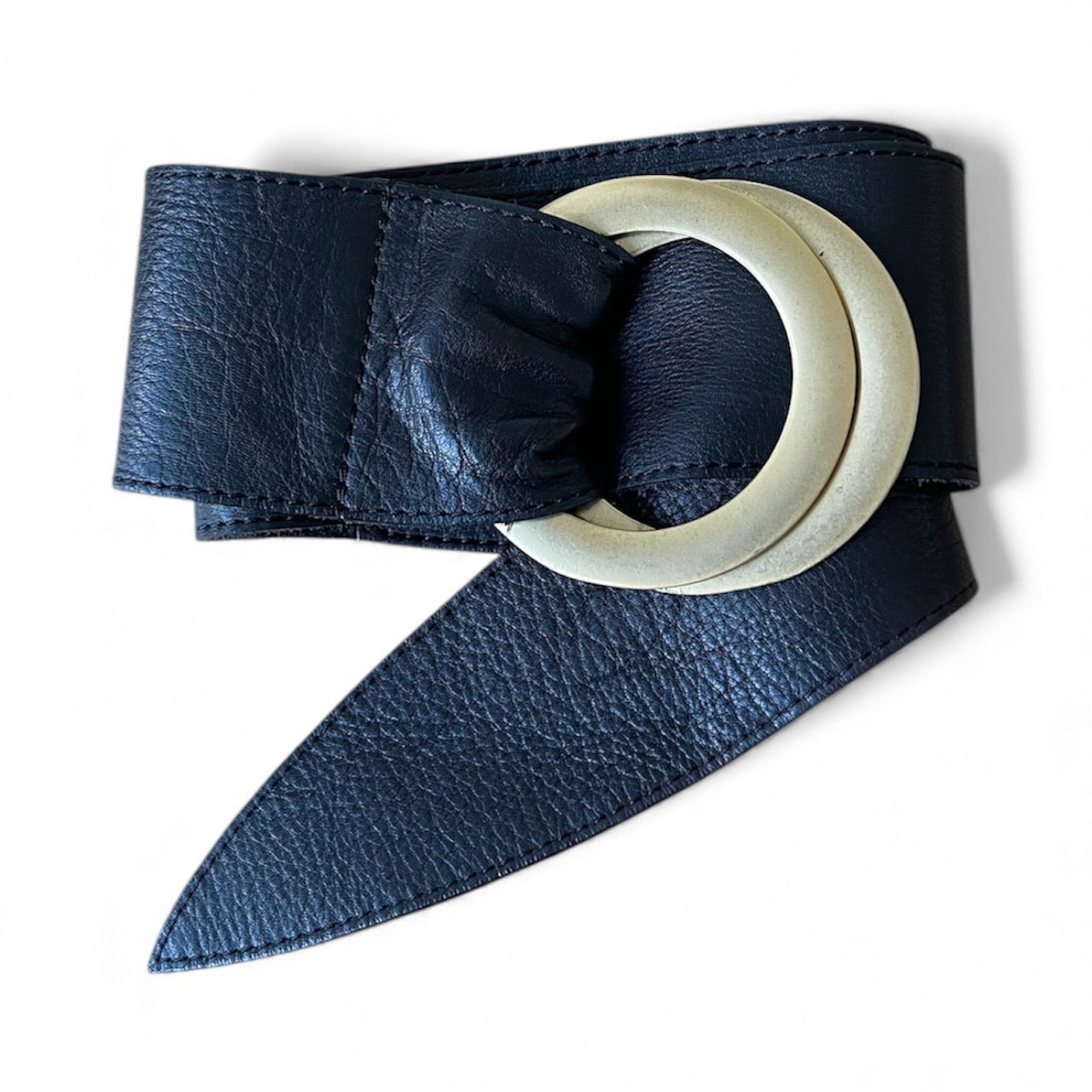 La ceinture à boucle