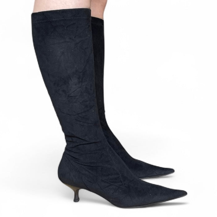 Bottes en daim noir mi-mollet à talon fin et bout pointu, taille 39